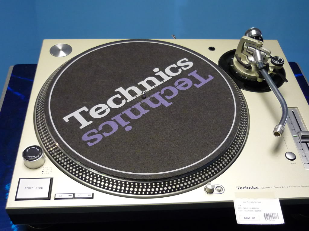 egyptianlover-turntables006